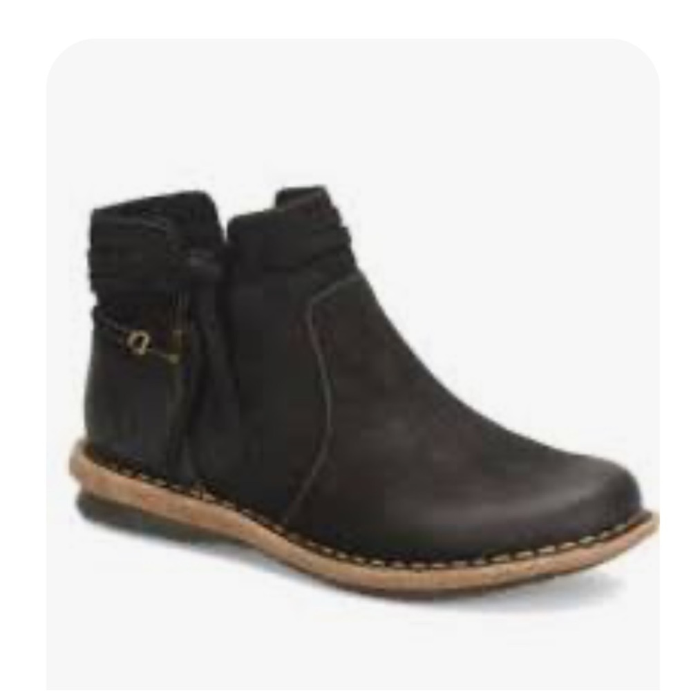 Born Wynter Booties Womens 7.5 Black Suede Ankle Boots Boho Artesian